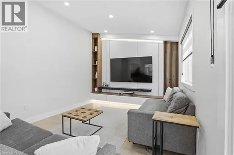 108 Greenshire Drive Hamilton ON L9C 7G5
