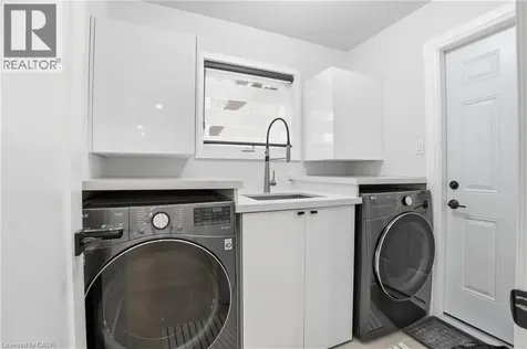 108 Greenshire Drive Hamilton ON L9C 7G5