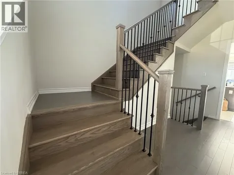 44 Eccleston Street Brantford ON N3T 0X4