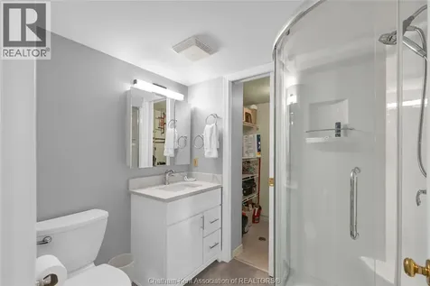 10 Van Allen Avenue Chatham ON N7L 5K1