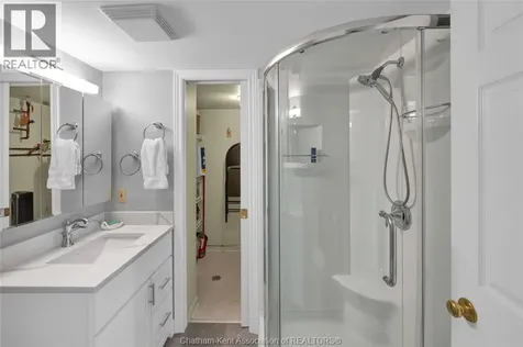 10 Van Allen Avenue Chatham ON N7L 5K1