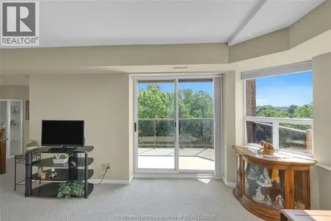 10 Van Allen Avenue Chatham ON N7L 5K1