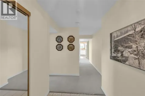10 Van Allen Avenue Chatham ON N7L 5K1