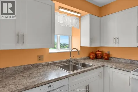 10 Van Allen Avenue Chatham ON N7L 5K1