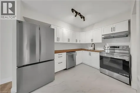 3085 Kingsway Drive Kitchener ON N2C 2P1