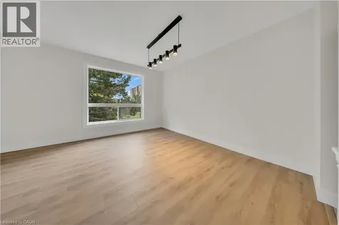 3085 Kingsway Drive Kitchener ON N2C 2P1