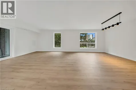 3085 Kingsway Drive Kitchener ON N2C 2P1