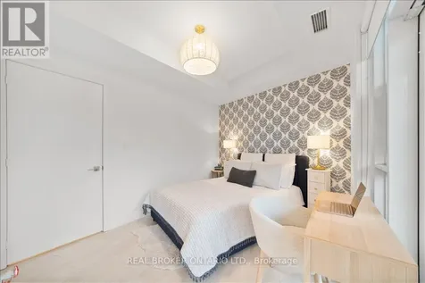 30 Ordnance Street Toronto (niagara) ON M6K 0C8