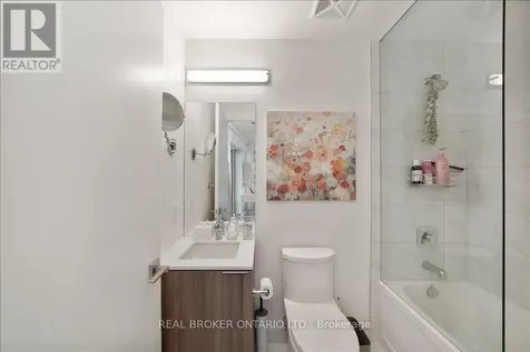 30 Ordnance Street Toronto (niagara) ON M6K 0C8