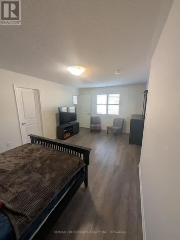 1148 Dragonfly Avenue Pickering ON L1X 0H5