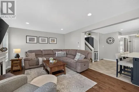 11 Empire Parkway St. Thomas ON N5R 0E9