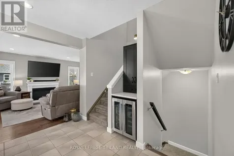 11 Empire Parkway St. Thomas ON N5R 0E9