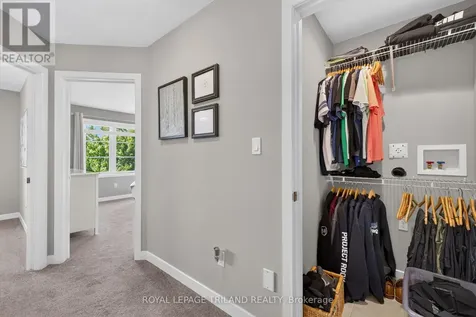11 Empire Parkway St. Thomas ON N5R 0E9