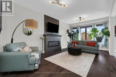 15 Wagner Crescent Essa (angus) ON L3W 0P4