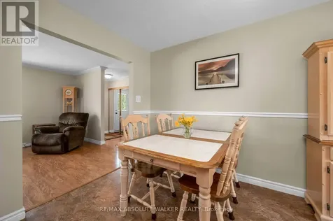 337 Roxdale Avenue Ottawa ON K1E 1T9