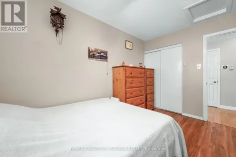 337 Roxdale Avenue Ottawa ON K1E 1T9