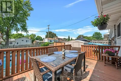 337 Roxdale Avenue Ottawa ON K1E 1T9