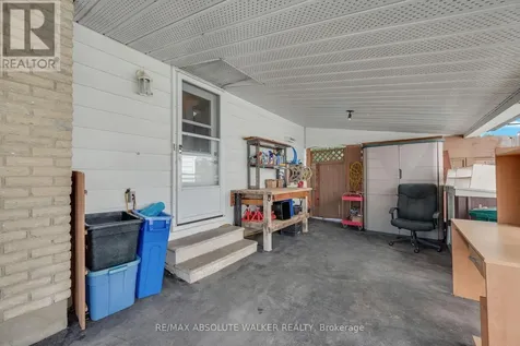 337 Roxdale Avenue Ottawa ON K1E 1T9