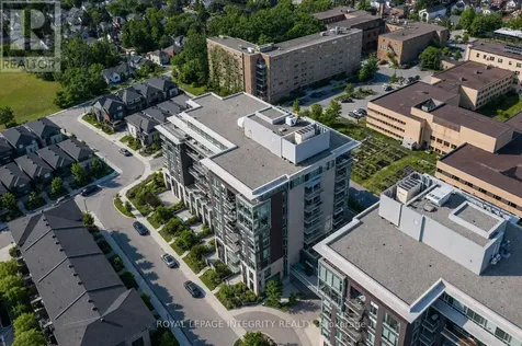 530 De Mazenod Avenue Ottawa ON K1S 5W8