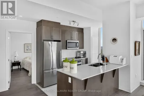 805 Carling Avenue Ottawa ON K1S 5W9