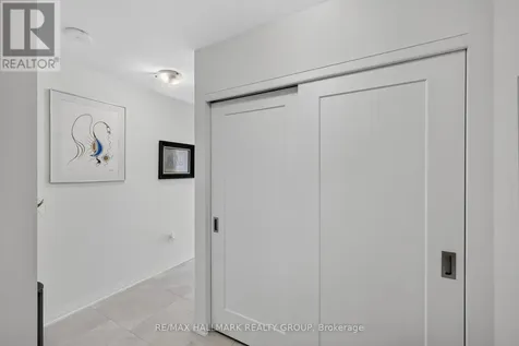 805 Carling Avenue Ottawa ON K1S 5W9