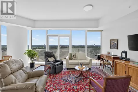 805 Carling Avenue Ottawa ON K1S 5W9