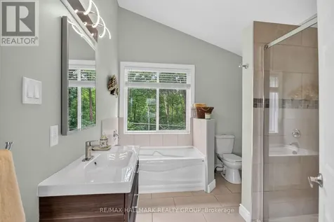 1965 Rosebella Avenue Ottawa ON K1T 1G6