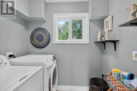 1965 Rosebella Avenue Ottawa ON K1T 1G6