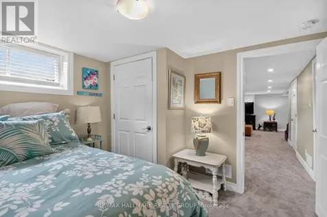 1965 Rosebella Avenue Ottawa ON K1T 1G6