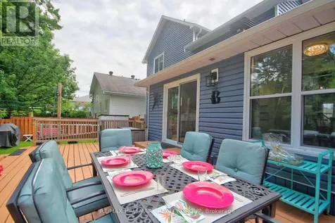 1965 Rosebella Avenue Ottawa ON K1T 1G6
