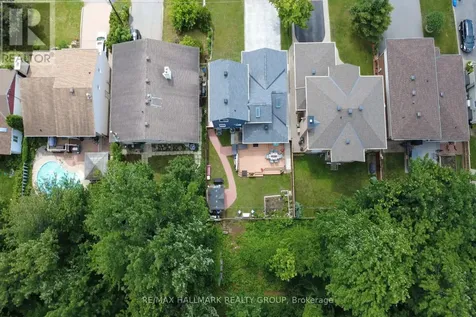 1965 Rosebella Avenue Ottawa ON K1T 1G6