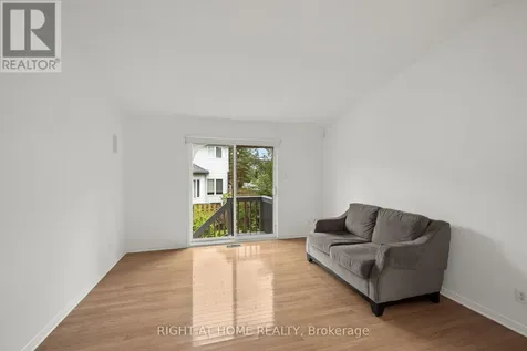 120 Grandpark Circle Ottawa ON K1G 6R5