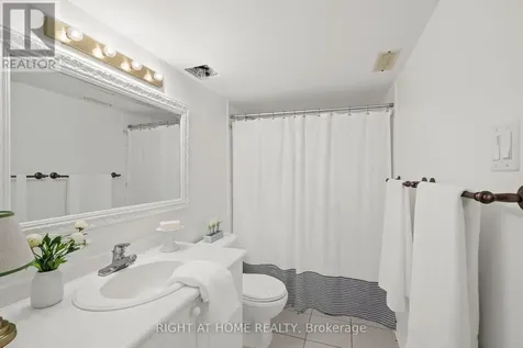 120 Grandpark Circle Ottawa ON K1G 6R5