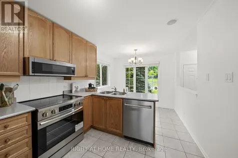 120 Grandpark Circle Ottawa ON K1G 6R5