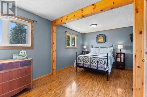 31 Carol Street Laurentian Valley ON K8A 6W6