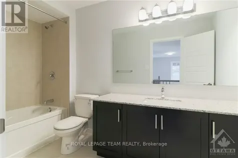 803 Crossgate Street Ottawa ON K2J 7E3