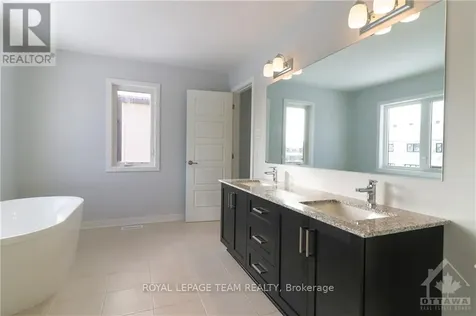 803 Crossgate Street Ottawa ON K2J 7E3
