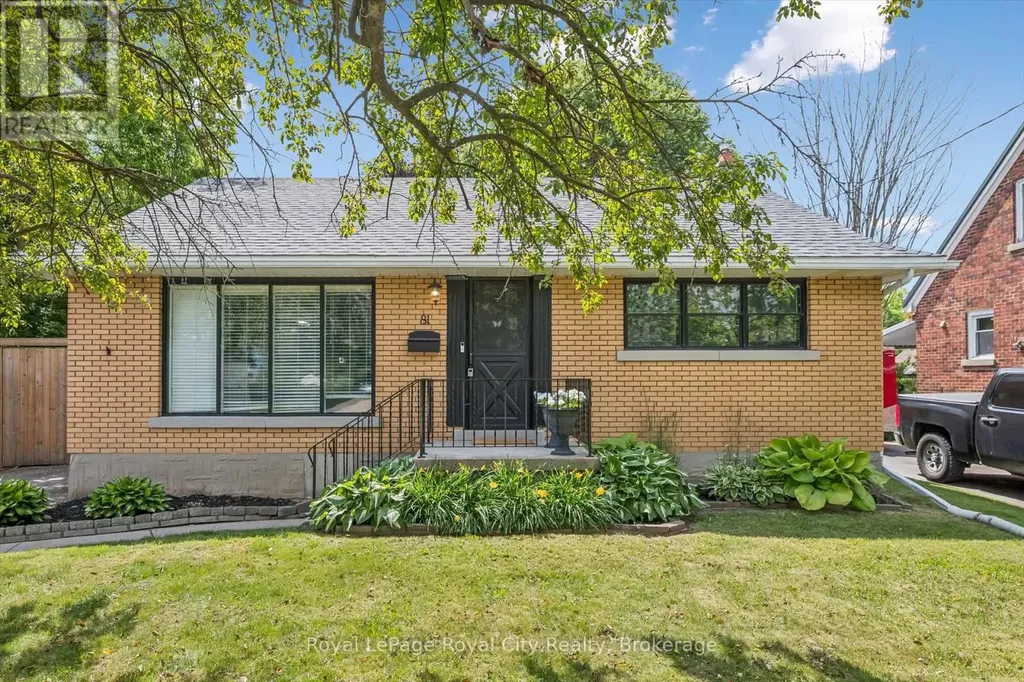 81 Oxford Street Kitchener ON N2H 4R8