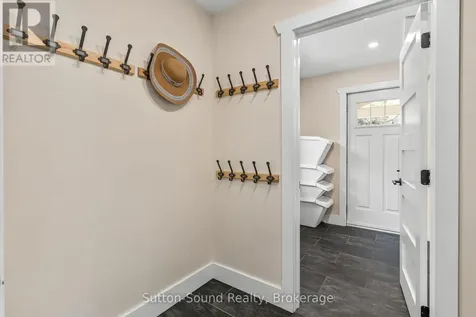 87 Meadowland Road South Bruce Peninsula ON N0H 2T0