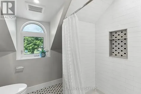 87 Meadowland Road South Bruce Peninsula ON N0H 2T0