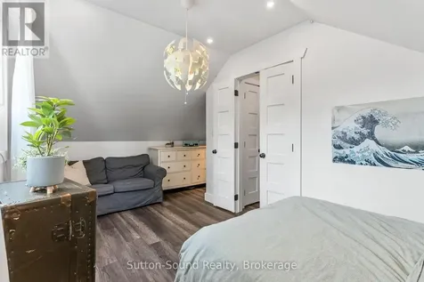87 Meadowland Road South Bruce Peninsula ON N0H 2T0