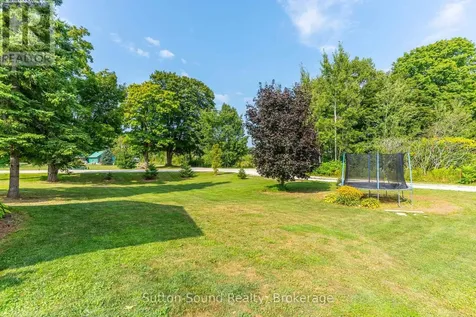 87 Meadowland Road South Bruce Peninsula ON N0H 2T0
