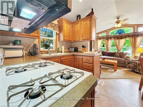 13 Southline Avenue Huron-kinloss ON N0G 2B0