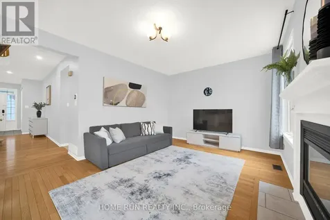10 Pavona Street Ottawa ON K2G 6T2