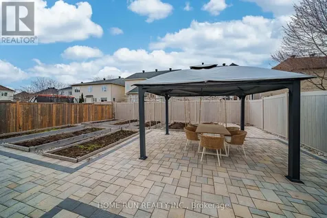 10 Pavona Street Ottawa ON K2G 6T2