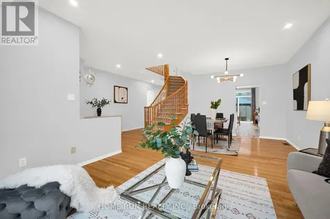 10 Pavona Street Ottawa ON K2G 6T2