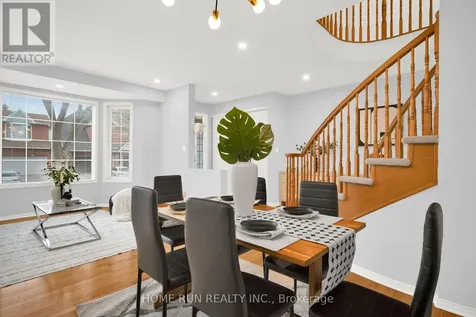 10 Pavona Street Ottawa ON K2G 6T2