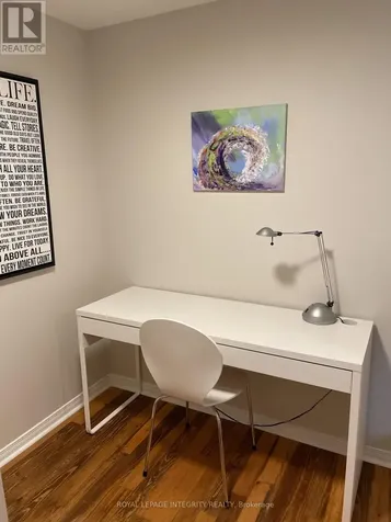 9 Holmwood Avenue Ottawa ON K1S 2N9