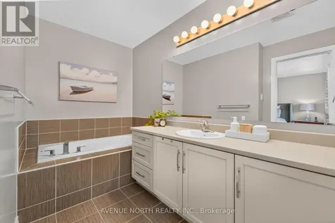 519 Rouncey Road Ottawa ON K2V 0E2