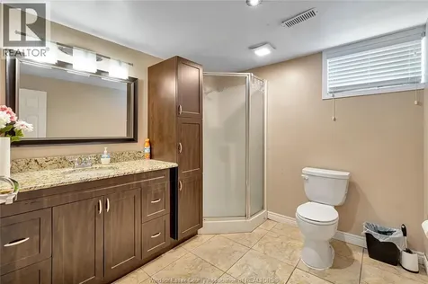 3966 Byng Windsor ON N8W 3J6